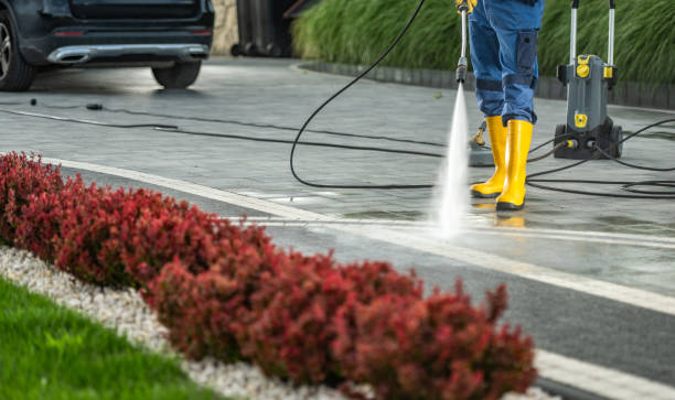 Best Rust Removal  in Menasha, WI